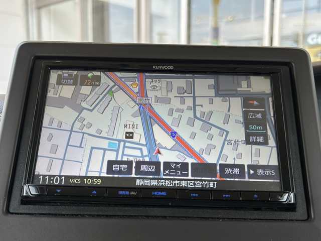 ホンダ Ｎ ＢＯＸ G ホンダセンシング 静岡県 2018(平30)年 6万km プラチナホワイトパール 社外メモリナビ/・CD/・DVD/・ワンセグTV/・Bluetooth/・AM/・FM/主要装備/・ホンダセンシング/・衝突軽減/・ACC/・レーンキープ/・バックカメラ/・ETC/・ドラレコ/・ステアリングスイッチ/・LEDヘッドライト/・オートライト/・スマートキー/・プッシュスタート