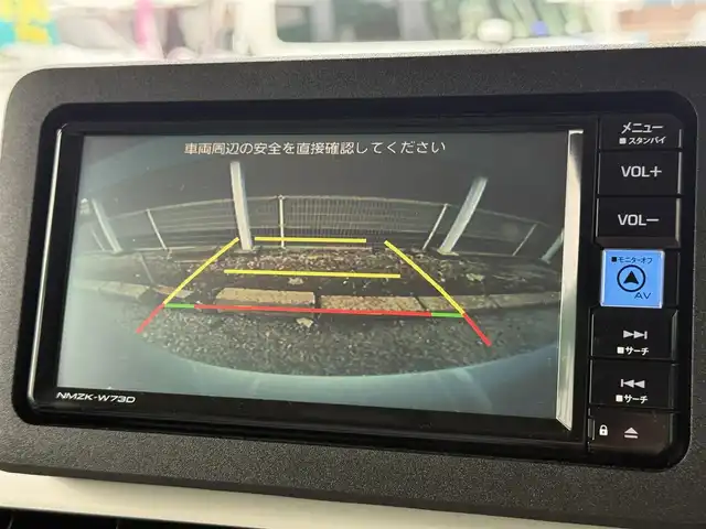 ダイハツ ムーヴ キャンバス ストライプス X 千葉県 2025(令7)年 0.2万km シャイニングホワイトパール/レイクブルーメタリック 純正メモリーナビ（Bluetooth/FM/AM/CD/DVD/iPod)/フルセグTV/バックカメラ/両側パワースライドドア/スマートアシスト/　・衝突警報機能/　・衝突回避支援システム/　・誤発進抑制制御システム/　・車線逸脱警報システム/　・車線逸脱抑制機能/　・路側逸脱抑制機能/　・ふらつき警報/スマートキー/オートエアコン/純正フロアマット/ヘッドライトレベライザー/純正ホイールキャップ/スペアキー