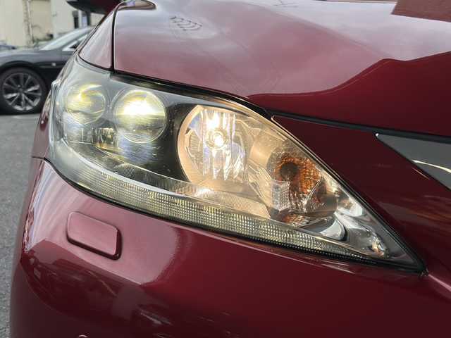 レクサス ＣＴ 200h バージョンC 京都府 2011(平23)年 6.9万km レッドマイカクリスタルシャイン 純正HDDナビ/ワンセグ /バックカメラ /HIDライト　/前後コーナーセンサー　/クルーズコントロール　/パドルシフト　/スマートキー　/前席シートヒーター　/純正AW17インチ　/アイドリングストップ　/純正ETC/Bluetooth/CD/DVD再生機能有/USB/AUX/横滑り防止装置/Wエアバッグ