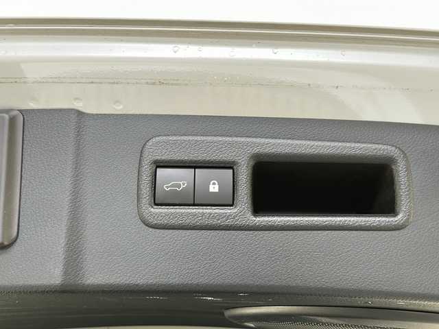 レクサス ＮＸ 300h Fスポーツ 長野県 2020(令2)年 5.2万km ソニッククォーツ 4WD/純正メモリナビ/（フルセグTV/SD/CD/BL/USB/AUX)/全方位カメラ/ビルトインETC2.0/ドライブレコーダー（前方）/アダプティブクルーズコントロール/レーントレーシングアシスト/プリクラッシュセーフティ/パーキングサポートアシスト/ロードサインアシスト/クリアランスソナー/ステアリングヒーター/パドルシフト/レザーシート/パワーシート（前席）/シートヒーター（前席）/エアシート（前席）/純正フロアマット/純正アルミホイール/置くだけ充電/LEDヘッドライト/オートマチックハイビーム/フォグランプ/電動リアゲート/スマートキー/スペアキー1本
