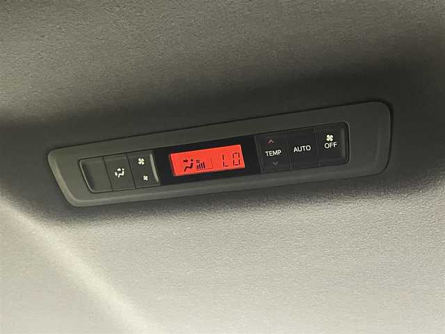 トヨタ エスクァイア ハイブリッド Gi 茨城県 2019(令1)年 2.4万km ブラック 純正9型ナビ/バックカメラ/フルセグ/TRDエアロ/TRDフロントグリル/衝突被害軽減ブレーキ/車線逸脱抑制装置/クルーズコントロール/オートマチックハイビーム/クリアランスソナー/両側電動スライドドア/車高調/ETC2.0/シートヒーター/純正15インチAW/LEDヘッドライト/スマートキー