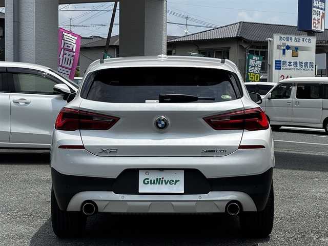 ＢＭＷ Ｘ２ xDrive20i 熊本県 2018(平30)年 4.1万km ミネラルホワイト 純正ナビ/【CD/DVD/USB/BT】/バックカメラ/アダプティブクルーズコントロール/衝突軽減ブレーキ/車線逸脱警報/コーナーセンサー/前後ドライブレコーダー/ステアリングリモコン/パワーバックドア/前席シートヒーター/アイドリングストップ/電動パーキング/オートライト/LEDヘッドライト/フォグランプ/純正17インチAW/プッシュスタート/スマートキー/スペアキー/純正フロアマット/取扱説明書