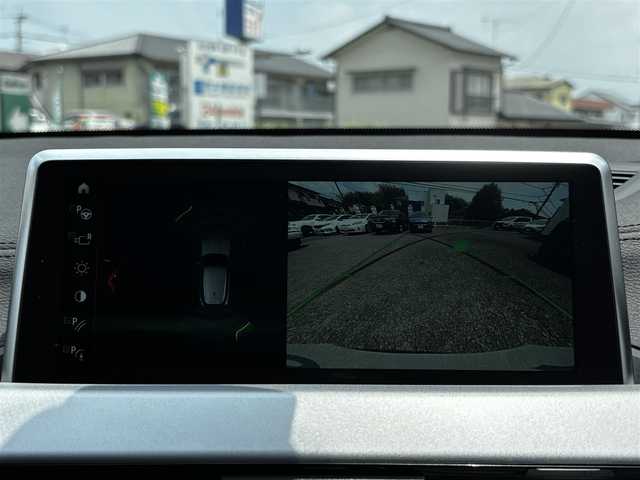 ＢＭＷ Ｘ２ xDrive20i 熊本県 2018(平30)年 4.1万km ミネラルホワイト 純正ナビ/【CD/DVD/USB/BT】/バックカメラ/アダプティブクルーズコントロール/衝突軽減ブレーキ/車線逸脱警報/コーナーセンサー/前後ドライブレコーダー/ステアリングリモコン/パワーバックドア/前席シートヒーター/アイドリングストップ/電動パーキング/オートライト/LEDヘッドライト/フォグランプ/純正17インチAW/プッシュスタート/スマートキー/スペアキー/純正フロアマット/取扱説明書