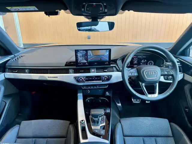 アウディ Ａ４ アバント 40TDIクワトロ Sライン 宮城県 2023(令5)年 2.5万km デイトナグレーパールエフェクト ワンオーナー/ブラックスタイリングパッケージ/アダプティブクルーズコントロール/レーンキープアシスト/アウディサイドアシスト/バーチャルコックピット/MMIナビゲーションシステム/サラウンドビューカメラ/マトリクスLEDヘッドライト/ハーフレザーシート/シートヒーター/メモリ機能付きパワーシート/アドバンストキー/パワーバックドア/純正19インチAW/ダンピングコントロールスポーツサスペンション/ステアリングスイッチ/パドルシフト