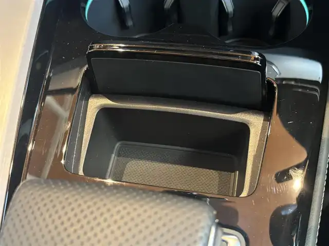 アウディ Ａ４ アバント 40TDIクワトロ Sライン 宮城県 2023(令5)年 2.5万km デイトナグレーパールエフェクト ワンオーナー/ブラックスタイリングパッケージ/アダプティブクルーズコントロール/レーンキープアシスト/アウディサイドアシスト/バーチャルコックピット/MMIナビゲーションシステム/サラウンドビューカメラ/マトリクスLEDヘッドライト/ハーフレザーシート/シートヒーター/メモリ機能付きパワーシート/アドバンストキー/パワーバックドア/純正19インチAW/ダンピングコントロールスポーツサスペンション/ステアリングスイッチ/パドルシフト