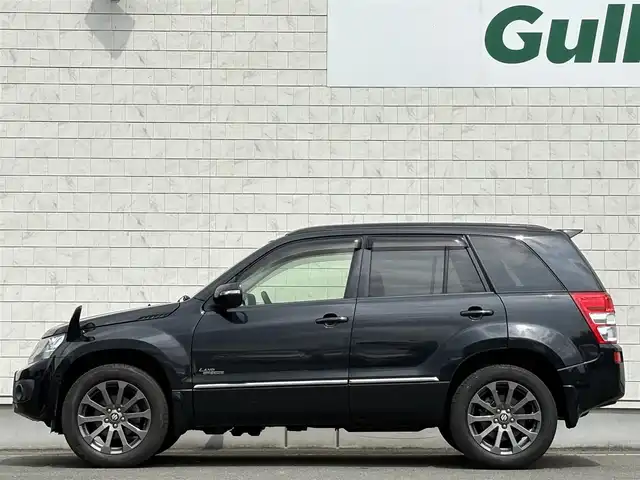 スズキ エスクード ランドブリーズ 岩手県 2014(平26)年 8.5万km ブルーイッシュブラックパール3 禁煙車/4WD(切り替え)/サンルーフ/ルーフレール/前席シートヒーター/ミラーヒーター/クルーズコントロール/ダウンヒルアシストコントロール/横滑り防止装置/社外ナビ/→フルセグTV/Bluetooth/CD/DVD/FM/AM/バックカメラ/〇電動格納ミラー/〇ウィンカーミラー/〇フロアマット/〇ドアバイザー/〇社外アルミペダル/オートライト/フォグライト/前後ドライブレコーダー/ETC/冬タイヤ社外アルミホイール車載/→6mm×4本