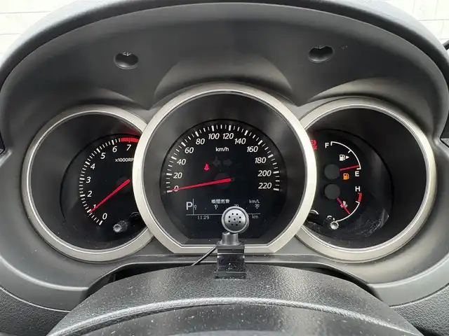 スズキ エスクード ランドブリーズ 岩手県 2014(平26)年 8.5万km ブルーイッシュブラックパール3 禁煙車/4WD(切り替え)/サンルーフ/ルーフレール/前席シートヒーター/ミラーヒーター/クルーズコントロール/ダウンヒルアシストコントロール/横滑り防止装置/社外ナビ/→フルセグTV/Bluetooth/CD/DVD/FM/AM/バックカメラ/〇電動格納ミラー/〇ウィンカーミラー/〇フロアマット/〇ドアバイザー/〇社外アルミペダル/オートライト/フォグライト/前後ドライブレコーダー/ETC/冬タイヤ社外アルミホイール車載/→6mm×4本