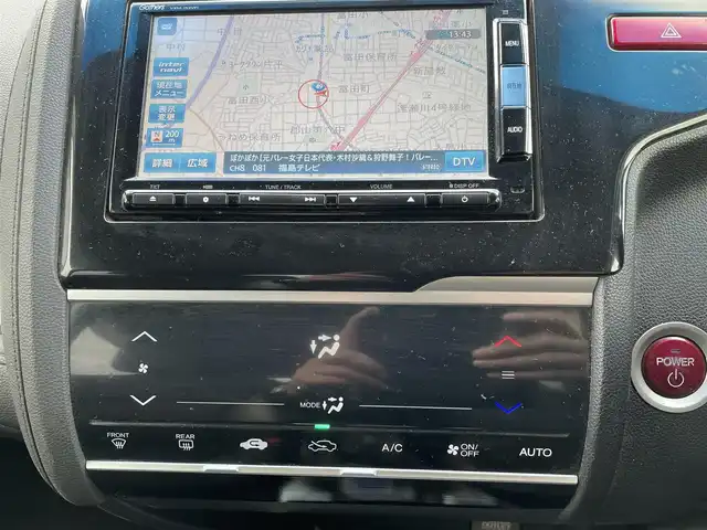 ホンダ フィット ハイブリット Lパッケージ 福島県 2015(平27)年 15.6万km プレミアムホワイトパール 純正ナビ/バックカメラ/フルセグテレビ/Bluetooth接続/クルーズコントロール/オートライト/キセノンライト/フォグランプ/保証書/ワンオーナー