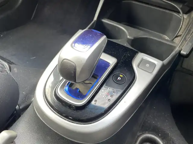 ホンダ フィット ハイブリット Lパッケージ 福島県 2015(平27)年 15.6万km プレミアムホワイトパール 純正ナビ/バックカメラ/フルセグテレビ/Bluetooth接続/クルーズコントロール/オートライト/キセノンライト/フォグランプ/保証書/ワンオーナー