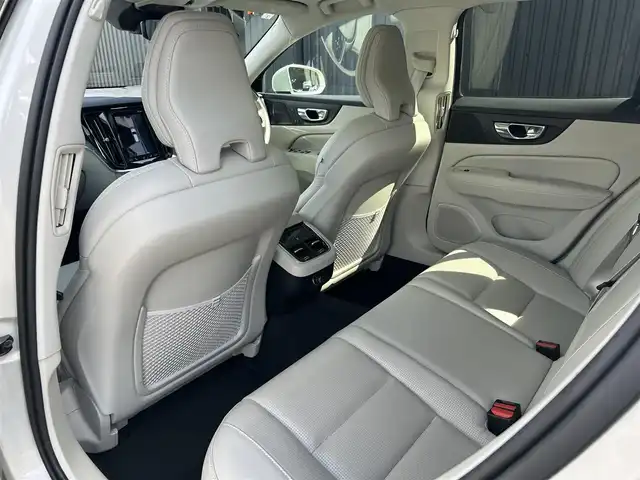 ボルボ Ｖ６０ クロスカントリー T5 AWD プロ 福島県 2019(平31)年 2.8万km パール harman/kardon /サンルーフ　/純正ナビ(CD/DVD/BT/USB)/バック/360°カメラ/アダプティブクルーズコントロール/ステアリングスイッチ/白レザーシート/シートヒーター/パワーシート/パワーバックドア/オートホールド/ヘッドアップディスプレイ/LEDヘッドライト/純正19AW/純正フロアマット/ドライブレコーダー/取扱説明書/保証書/スペアキー