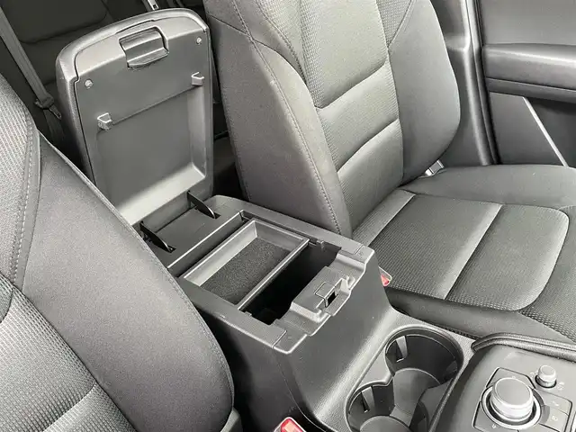 マツダ ＣＸ－５ XD スマートエディション 佐賀県 2022(令4)年 5万km ソウルレッドクリスタルM 純正10.25インチセンターディスプレイ/・フルセグTV/AM/FM/USB/Bluetooth/360°ビューモニター/ETC/ヘッドアップディスプレイ/電子パーキングブレーキ/AUTO HOLD機能/ISOFIX対応/革巻きステアリング/ステアリングリモコン/純正17インチアルミホイール/純正LEDヘッドライト/・オートマチックハイビーム/純正フロアマット/新車保証書/i-ACTIVSENSE/・アダプティブクルーズコントロール/・車線逸脱警報機能/・ブラインドスポットインフォメーション/・レーンキープアシストシステム/・スマートシティブレーキサポート/・パーキングセンサー