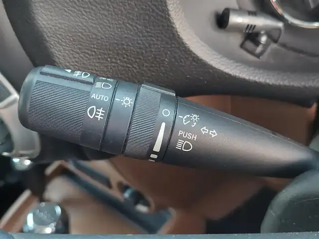 クライスラー・ジープ ジープ ラングラー アンリミテッド サハラ 茨城県 2016(平28)年 5.8万km ブライトホワイト 社外９インチ型ナビ/フルセグTV/バック＆左サイドカメラ/ETC/自動防眩機能ミラー/ヒルディセントコントロール/クルーズコントロール/トランスファー/オートライト/ヘッドライトレベライザー/ヒーテッドドアミラー/ALPINEスピーカー/純正フロアマット/純正アルミホイール/リモコンキー