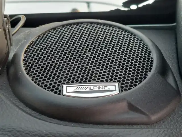 クライスラー・ジープ ジープ ラングラー アンリミテッド サハラ 茨城県 2016(平28)年 5.8万km ブライトホワイト 社外９インチ型ナビ/フルセグTV/バック＆左サイドカメラ/ETC/自動防眩機能ミラー/ヒルディセントコントロール/クルーズコントロール/トランスファー/オートライト/ヘッドライトレベライザー/ヒーテッドドアミラー/ALPINEスピーカー/純正フロアマット/純正アルミホイール/リモコンキー