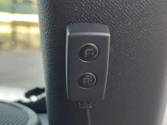 クライスラー・ジープ ジープ ラングラー アンリミテッド サハラ 茨城県 2016(平28)年 5.8万km ブライトホワイト 社外９インチ型ナビ/フルセグTV/バック＆左サイドカメラ/ETC/自動防眩機能ミラー/ヒルディセントコントロール/クルーズコントロール/トランスファー/オートライト/ヘッドライトレベライザー/ヒーテッドドアミラー/ALPINEスピーカー/純正フロアマット/純正アルミホイール/リモコンキー