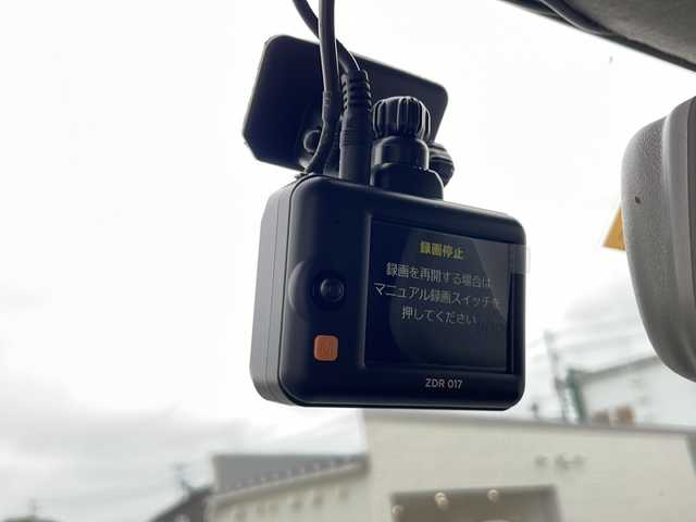スズキ ジムニー ワイルドウィンド 富山県 2006(平18)年 19.3万km パールホワイトマイカ 4WD/ドライブレコーダー/AM/FMラジオ付きMDプレイヤー/シートヒーター/背面タイヤ