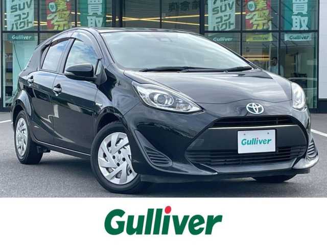 トヨタ アクア G ソフトレザーセレクション 岡山県 2017(平29)年 7万km ブラックマイカ 登録時走行距離　69156km/禁煙車/デジタルインナーミラー/特別仕様車専用シート/シートヒーター（D・N席）社外ナビ(MDV-D504BT)/　(CD/DVD/フルセグTVBluetooth)/クルーズコントロール(追従走行なし)/衝突被害軽減システム/車線逸脱警報（レーンキープアシスト）/先行車発進お知らせ/ETC/革巻きステアリング/ステアリングスイッチ/純正LEDヘッドライト/オートライト/ヘッドライトレベライザー/ナノイー/プッシュスタート/スマートキー/スペアキー×1/アイドリングストップ/ドアバイザー/電動格納ミラー/純正フロアマット/横滑防止装置/盗難防止装置/取扱説明書/新車時整備手帳（保証書）