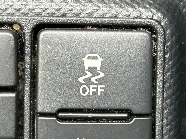 トヨタ アクア G ソフトレザーセレクション 岡山県 2017(平29)年 7万km ブラックマイカ 登録時走行距離　69156km/禁煙車/デジタルインナーミラー/特別仕様車専用シート/シートヒーター（D・N席）社外ナビ(MDV-D504BT)/　(CD/DVD/フルセグTVBluetooth)/クルーズコントロール(追従走行なし)/衝突被害軽減システム/車線逸脱警報（レーンキープアシスト）/先行車発進お知らせ/ETC/革巻きステアリング/ステアリングスイッチ/純正LEDヘッドライト/オートライト/ヘッドライトレベライザー/ナノイー/プッシュスタート/スマートキー/スペアキー×1/アイドリングストップ/ドアバイザー/電動格納ミラー/純正フロアマット/横滑防止装置/盗難防止装置/取扱説明書/新車時整備手帳（保証書）