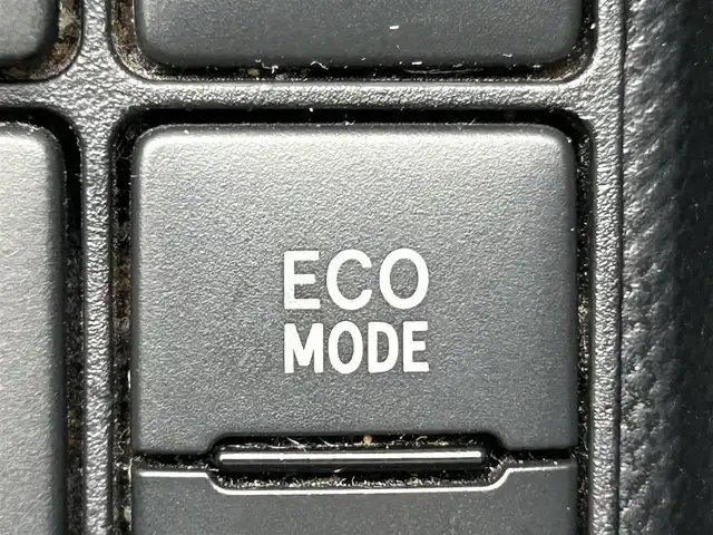 トヨタ アクア G ソフトレザーセレクション 岡山県 2017(平29)年 7万km ブラックマイカ 登録時走行距離　69156km/禁煙車/デジタルインナーミラー/特別仕様車専用シート/シートヒーター（D・N席）社外ナビ(MDV-D504BT)/　(CD/DVD/フルセグTVBluetooth)/クルーズコントロール(追従走行なし)/衝突被害軽減システム/車線逸脱警報（レーンキープアシスト）/先行車発進お知らせ/ETC/革巻きステアリング/ステアリングスイッチ/純正LEDヘッドライト/オートライト/ヘッドライトレベライザー/ナノイー/プッシュスタート/スマートキー/スペアキー×1/アイドリングストップ/ドアバイザー/電動格納ミラー/純正フロアマット/横滑防止装置/盗難防止装置/取扱説明書/新車時整備手帳（保証書）