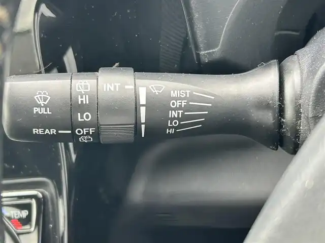 トヨタ アクア G ソフトレザーセレクション 岡山県 2017(平29)年 7万km ブラックマイカ 登録時走行距離　69156km/禁煙車/デジタルインナーミラー/特別仕様車専用シート/シートヒーター（D・N席）社外ナビ(MDV-D504BT)/　(CD/DVD/フルセグTVBluetooth)/クルーズコントロール(追従走行なし)/衝突被害軽減システム/車線逸脱警報（レーンキープアシスト）/先行車発進お知らせ/ETC/革巻きステアリング/ステアリングスイッチ/純正LEDヘッドライト/オートライト/ヘッドライトレベライザー/ナノイー/プッシュスタート/スマートキー/スペアキー×1/アイドリングストップ/ドアバイザー/電動格納ミラー/純正フロアマット/横滑防止装置/盗難防止装置/取扱説明書/新車時整備手帳（保証書）