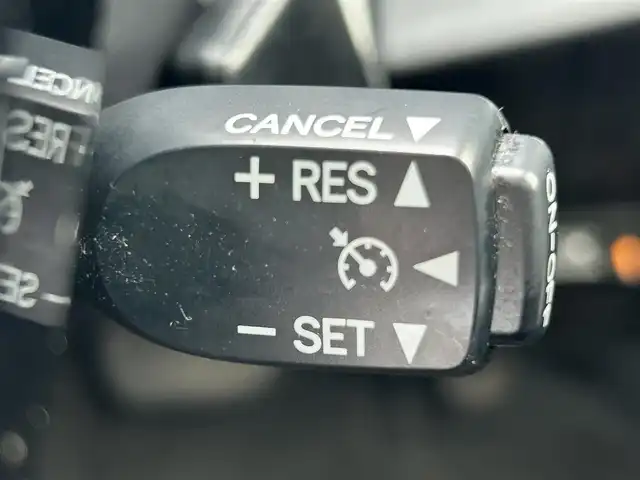 トヨタ アクア G ソフトレザーセレクション 岡山県 2017(平29)年 7万km ブラックマイカ 登録時走行距離　69156km/禁煙車/デジタルインナーミラー/特別仕様車専用シート/シートヒーター（D・N席）社外ナビ(MDV-D504BT)/　(CD/DVD/フルセグTVBluetooth)/クルーズコントロール(追従走行なし)/衝突被害軽減システム/車線逸脱警報（レーンキープアシスト）/先行車発進お知らせ/ETC/革巻きステアリング/ステアリングスイッチ/純正LEDヘッドライト/オートライト/ヘッドライトレベライザー/ナノイー/プッシュスタート/スマートキー/スペアキー×1/アイドリングストップ/ドアバイザー/電動格納ミラー/純正フロアマット/横滑防止装置/盗難防止装置/取扱説明書/新車時整備手帳（保証書）