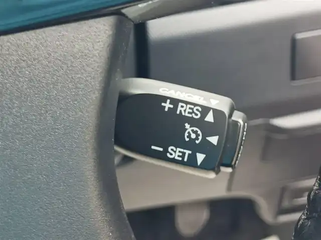 トヨタ エスティマ アエラス プレミアムエディション 福岡県 2014(平26)年 7.5万km ブラック カロッツェリアナビ/フルセグTV/両側パワースライドドア/バックモニター/ビルトインETC/ドライブレコーダー/パイオニア10型フリップダウンモニター/クルーズコントロール/HIDヘッドランプ/オートライト/オートエアコン/リアクーラー/革巻きステアリング/ステアリングスイッチ/ハーフレザーシート/運転席パワーシート/純正18インチアルミホイール/スマートキー/プッシュエンジンスタート/禁煙車