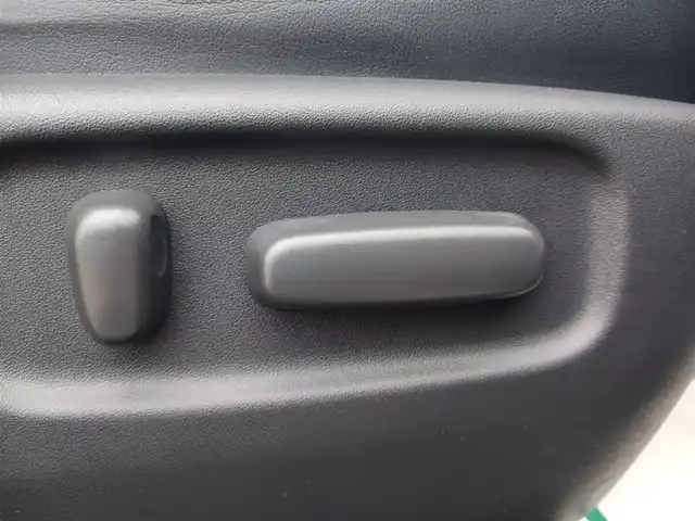 トヨタ エスティマ アエラス プレミアムエディション 福岡県 2014(平26)年 7.4万km ブラック カロッツェリアナビ/フルセグTV/両側パワースライドドア/バックモニター/ビルトインETC/ドライブレコーダー/パイオニア10型フリップダウンモニター/クルーズコントロール/HIDヘッドランプ/オートライト/オートエアコン/リアクーラー/革巻きステアリング/ステアリングスイッチ/ハーフレザーシート/運転席パワーシート/純正18インチアルミホイール/スマートキー/プッシュエンジンスタート/禁煙車