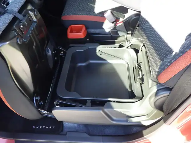 スズキ ハスラー HYBRID X 千葉県 2022(令4)年 2.5万km コーラルオレンジメタリック/ソフトベージュメタリック デュアルカメラブレーキサポート/純正メモリーナビ/地デジTV/【DVD/CD再生機能　Bluetooth接続】/全方位モニター/前席シートヒーター/革巻きステアリング/ステアリングスイッチ/ETC/LEDヘッドライト/フォグライト/リアコーナーセンサー/純正15インチアルミホイル/サイド/カーテンエアバッグ/携帯リモコン