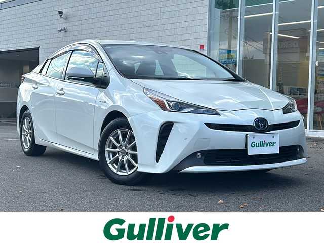 トヨタ プリウス S 鳥取県 2020(令2)年 3.8万km ホワイトパールクリスタルシャイン Toyota Safety Sense/プリクラッシュセーフティ（歩行者[昼夜]/自転車運転者[昼]検知機能付衝突回避支援タイプ）/レーンディパーチャーアラート（ステアリング制御機能付）/オートマチックハイビーム/レーダークルーズコントロール（全車速追従機能付）/インテリジェントクリアランスソナー/スマートエントリー＆スタートシステム/左右独立温度コントロールフルオートエアコン/TFTマルチインフォメーションディスプレイ/ワンオーナー/フルセグテレビ/ドアバイザー/プッシュスタート/ETC/前後ドライブレコーダー