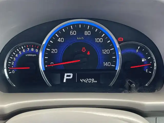 マツダ スクラム ワゴン PZターボ 滋賀県 2015(平27)年 4.5万km ムーンライトバイオレットパールメタリック 社外メモリナビ/(地デジTV CD DVD AM FM)/衝突軽減ブレーキ/横滑り防止装置/片側パワースライドドア/ステアリングリモコン/シートヒーター/プッシュスタート/スマートキー/ETC/純正フロアマット/電動格納ミラー/ドアバイザー/HIDヘッドライト/オートライト/純正14インチAW/クラリオンスピーカー積載