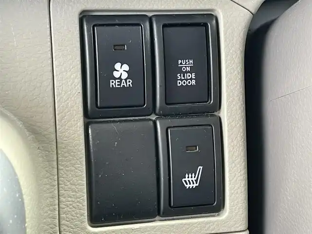 マツダ スクラム ワゴン PZターボ 滋賀県 2015(平27)年 4.5万km ムーンライトバイオレットパールメタリック 社外メモリナビ/(地デジTV CD DVD AM FM)/衝突軽減ブレーキ/横滑り防止装置/片側パワースライドドア/ステアリングリモコン/シートヒーター/プッシュスタート/スマートキー/ETC/純正フロアマット/電動格納ミラー/ドアバイザー/HIDヘッドライト/オートライト/純正14インチAW/クラリオンスピーカー積載