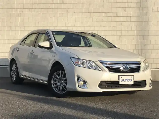 トヨタ カムリ ハイブリット 栃木県 2012(平24)年 7.8万km ホワイトパールクリスタルシャイン (株)IDOMが運営する【じしゃロン小山店】の自社ローン対象車両になります。こちらは現金ご利用時の価格です。/自社ローンご希望の方は別途その旨お申付け下さい。//純正ワンセグナビ/（CD/DVD/AM/FMラジオ）/スマートキー/プッシュスタート/ＥＴＣ/ステアリングリモコン/電動格納ドアミラー/パワーウインドウ/オートライト/防眩ミラー/シートカバー