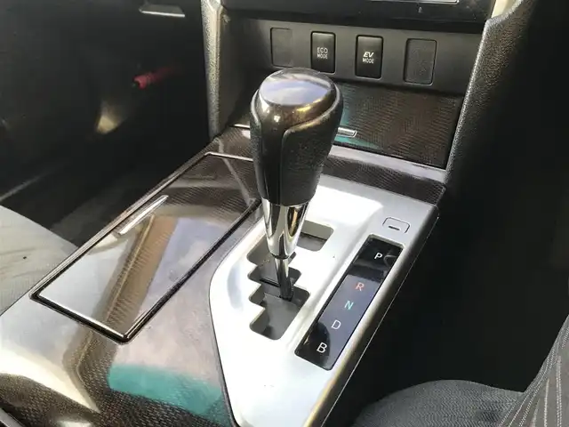 トヨタ カムリ ハイブリット 栃木県 2012(平24)年 7.8万km ホワイトパールクリスタルシャイン (株)IDOMが運営する【じしゃロン小山店】の自社ローン対象車両になります。こちらは現金ご利用時の価格です。/自社ローンご希望の方は別途その旨お申付け下さい。//純正ワンセグナビ/（CD/DVD/AM/FMラジオ）/スマートキー/プッシュスタート/ＥＴＣ/ステアリングリモコン/電動格納ドアミラー/パワーウインドウ/オートライト/防眩ミラー/シートカバー