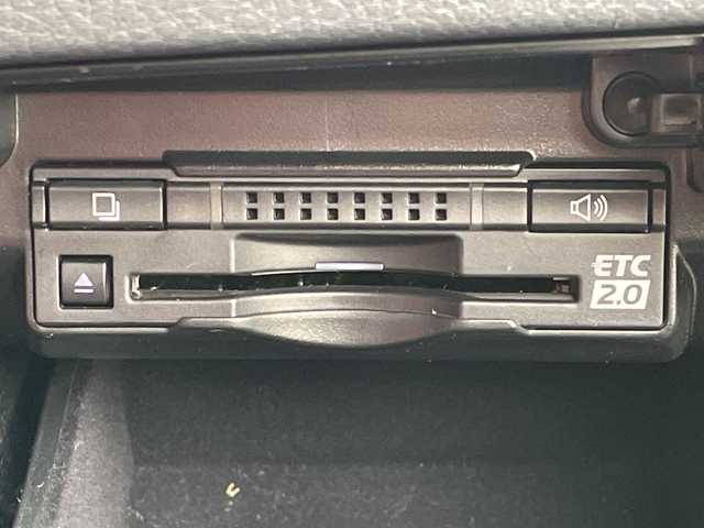 レクサス ＧＳ 250 Fスポーツ 山口県 2015(平27)年 5.8万km ブラック 純正ナビ/CD/DVD/SD/BT/FM/AM/フルセグTV/バックカメラ/クルーズコントロール/ETC2.0/シートヒーター/シートベンチレーション/パワーシート/レーンキープアシスト/オートライト/オートマチックハイビーム/オートホールド/プッシュスタート/電動格納ミラー/純正フロアマット