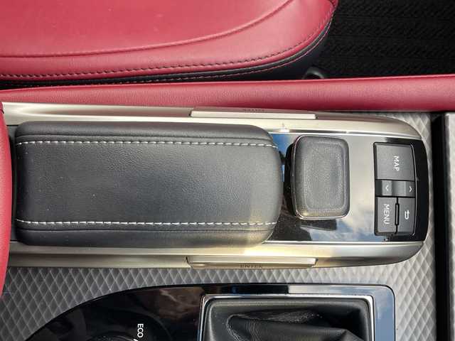 レクサス ＧＳ 250 Fスポーツ 山口県 2015(平27)年 5.8万km ブラック 純正ナビ/CD/DVD/SD/BT/FM/AM/フルセグTV/バックカメラ/クルーズコントロール/ETC2.0/シートヒーター/シートベンチレーション/パワーシート/レーンキープアシスト/オートライト/オートマチックハイビーム/オートホールド/プッシュスタート/電動格納ミラー/純正フロアマット