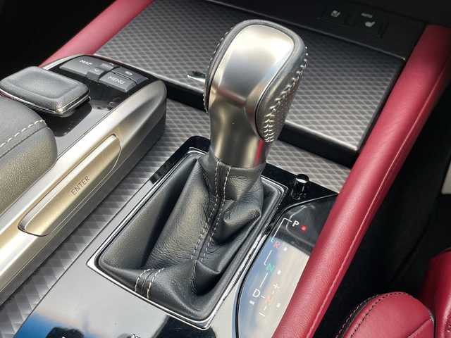 レクサス ＧＳ 250 Fスポーツ 山口県 2015(平27)年 5.8万km ブラック 純正ナビ/CD/DVD/SD/BT/FM/AM/フルセグTV/バックカメラ/クルーズコントロール/ETC2.0/シートヒーター/シートベンチレーション/パワーシート/レーンキープアシスト/オートライト/オートマチックハイビーム/オートホールド/プッシュスタート/電動格納ミラー/純正フロアマット