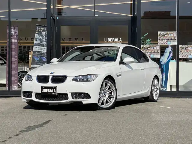 ｂｍｗ ３シリーズ ３２０ｉクーペ 09年式 平成21年式 白 Id 中古車検索のガリバー