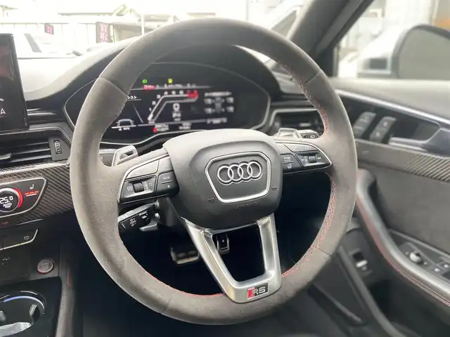 アウディ ＲＳ４