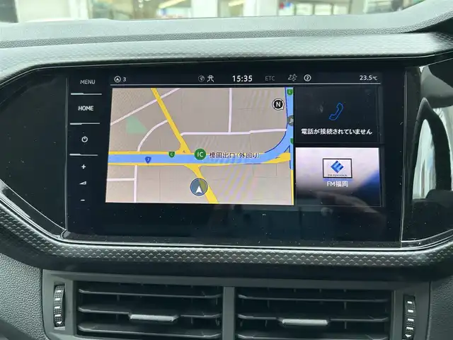 フォルクスワーゲン ＶＷ Ｔ－クロス TSI アクティブ 福岡県 2022(令4)年 1.3万km グレー 禁煙車/純正ディスプレイオーディオ/（Bluetooth、アップルカープレイ）/レーダークルーズコントロール/パドルシフト/スマートキー・/プッシュスタート/クリアランスソナー/パーキングアシスト/純正16インチアルミホイール/純正LEDヘッドライト/純正フロアマット/ルーフレール/ビルトインETC/コーナーセンサー/革巻きハンドル/バックカメラ/ドライブレコーダー/フォグランプ/スマートキー×2/保証書/取扱説明書