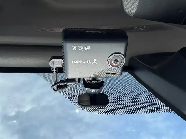 トヨタ シエンタ ハイブリッド G クエロ 宮城県 2018(平30)年 7.4万km クールボルドーガラスフレーク シートヒーター(運転席/助手席)/＝＝＝/セーフティセンスＣ　/・プリクラッシュセーフティ/・レーンディパーチャーアラート/・オートマチックハイビーム/・先行車発進告知機能/コーナーセンサー/純正ナビ　/・フルセグ/CD/DVD/SD録画/Bluetooth/バックカメラ　/ビルドインＥＴＣ　/前後ドライブレコーダー　/ＬＥＤヘッドライト/オートライト　/ハーフレザー　/革巻きステアリング　/ステアリングスイッチ連動/プッシュスタート/スマートキー/社外センターコンソール