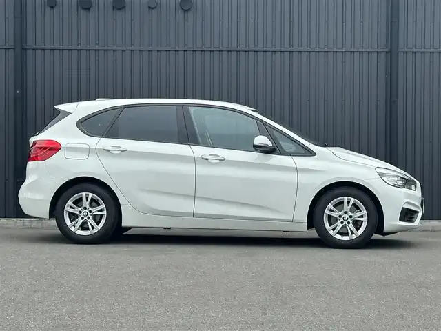 ＢＭＷ ２１８ｄ アクティブツアラー 福島県 2016(平28)年 5.3万km アルピンホワイトⅢ 純正HDDナビ/バックカメラ/リアコーナーセンサー/インテリジェントセーフティ/スピードリミッター/LEDヘッドライト/オートライト/オートワイパー/ETC/スマートキー/リアガラスフィルム施工/車検：令和9年3月23日迄