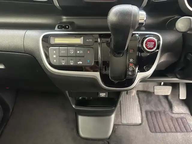 ホンダ Ｎ ＢＯＸ カスタム SSパッケージ 兵庫県 2015(平27)年 5.1万km プレミアムゴールドパープルパール 社外メモリナビ/（AVIC-MRZ05）/ワンセグ CD MSV/CTBA/両側パワースライドドア/ETC/バックカメラ/HIDヘッドライト/オートライト/純正14インチアルミホイール/純正フロアマット/純正ドアバイザー/スマートキー/あんしんパッケージ