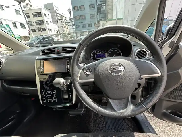 日産 デイズ ハイウェイスターX 神奈川県 2018(平30)年 1.9万km チタニウムグレーメタリック 純正ナビ＆フルセグTV/CD／DVD／SD／USB／BT／AUX/インテリジェントエマージェンシーブレーキ/踏み間違い衝突防止アシスト/LDW（車線逸脱警報）/アラウンドビューモニター/ステアリングスイッチ/ETC/電動格納ミラー/ドライブレコーダー/フォグランプ/オートライト/スマートキー/プッシュスタート/Wエアバック/ABS/純正フロアマット/保証書/取扱説明書/スペアキー有