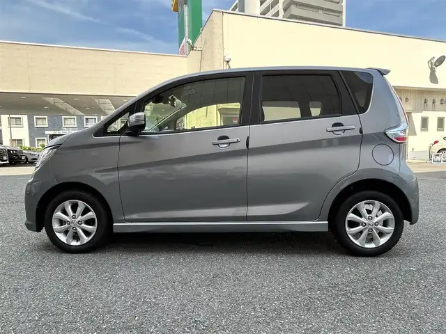 日産 デイズ ハイウェイスターX 神奈川県 2018(平30)年 1.9万km チタニウムグレーメタリック 純正ナビ＆フルセグTV/CD／DVD／SD／USB／BT／AUX/インテリジェントエマージェンシーブレーキ/踏み間違い衝突防止アシスト/LDW（車線逸脱警報）/アラウンドビューモニター/ステアリングスイッチ/ETC/電動格納ミラー/ドライブレコーダー/フォグランプ/オートライト/スマートキー/プッシュスタート/Wエアバック/ABS/純正フロアマット/保証書/取扱説明書/スペアキー有