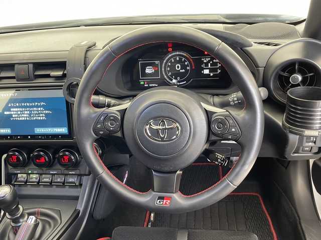 トヨタ ＧＲ８６ RZ 40thアニバーサリーLTD 愛知県 2024(令6)年 1.1万km クリスタルホワイトパール 9インチSDナビ（あり）/レーダークルーズコントロール/シートヒーター/フルセグTV/CD DVD/Bluetooth/バックカメラ/コーナーセンサー/純正アルミホイール/ＬＥＤヘッドライト/インテリジェントミラー/キャリパー/ドライブレコーダー/ステアリングスイッチ/スマートキー/プッシュスタート