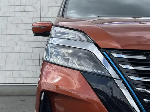 日産 セレナ e－パワー ハイウェイスター V 福岡県 2021(令3)年 2.1万km オレンジ 純正10型SDナビ(フルセグTV/CD/DVD/BT)アラウンドビューモニター後席フリップダウンモニタープロパイロット両側パワスラ前後ドラレコETCデジタルインナーミラーUSB純正フロアマット純正LEDアルミホイールスマートキープッシュスタート