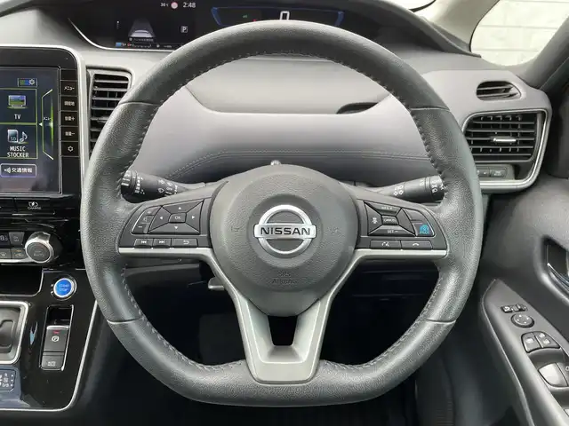 日産 セレナ e－パワー ハイウェイスター V 福岡県 2021(令3)年 2.1万km オレンジ 純正10型SDナビ(フルセグTV/CD/DVD/BT)アラウンドビューモニター後席フリップダウンモニタープロパイロット両側パワスラ前後ドラレコETCデジタルインナーミラーUSB純正フロアマット純正LEDアルミホイールスマートキープッシュスタート