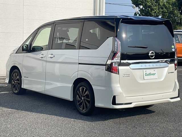 日産 セレナ e－パワー HWS V アーバンクロム 千葉県 2021(令3)年 4.5万km ブリリアントホワイトパール 2トーン １オーナー　アルパインディスプレイオーディオ　全方位カメラ　プロパイロット　スマートルームミラー　両側電動スライドドア　ハンズフリースライドドア　ＥＴＣ　ＬＥＤライト　オートライト LEDフォグライト