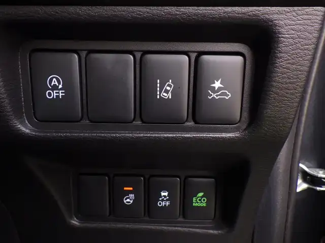 三菱 デリカＤ：５ シャモニー 千葉県 2025(令7)年 0.1千km グラファイトグレーメタリック/ブラックマイカ CHAMONIX (7人)　4WD　e-Assist/オリジナルナビ取付パッケージ＋リアモニター取付パッケージ(25/300)　ステップレス　（7人）D:5専用11型ナビゲーション(322/300)　12.8型後席用モニター(143550円)/e-Assist/・衝突被害軽減ブレーキシステム（FCM）/・車線逸脱警報システム（LDW）/・レーダークルーズコントロールシステム（ACC）/・誤発進抑制機能（前進＆後退時）（UMS）/・オートマチックハイビーム[AHB]/エレクトリックテールゲート/両側パワースライドドア/純正メモリーナビ/地デジTV/【DVD/CD再生機能　Bluetooth接続】/【Apple CarPlay　Android Auto対応】/マルチアラウンドモニター/フリップダウンモニター/革巻きステアリング/ステアリングヒーター/ステアリングスイッチ/LEDヘッドライト/フォグライト/ウインカーミラー/純正18インチアルミホイル/サイド/カーテンエアバッグ/キーレスオペレーションシステム