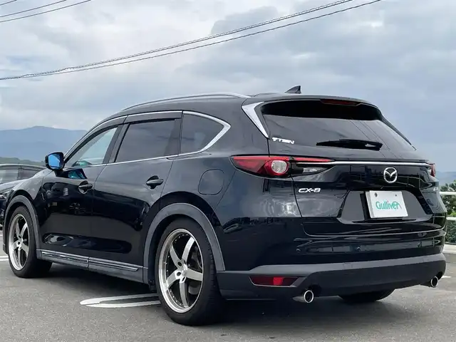 マツダ ＣＸ－８ XD Lパッケージ 佐賀県 2018(平30)年 3.8万km ジェットブラックマイカ ピュアホワイト革シート/TEIN車高調「FLEX Z」純正サスペンション積込/純正SDナビゲーション/・フルセグTV/CD/DVD/USB/Bluetooth/360°ビューモニター/BOSEサウンドシステム/前後ドライブレコーダー/ETC2.0/パワーリアゲ―ト/電子パーキングブレーキ/・AUTO HOLD機能/後席エアコン/DN席パワーシート(D席メモリー機能付)/DN席＋2列目シートヒーター/後席サンシェード/ISOFIX対応/革巻きステアリング/ステアリングヒーター/ステリングリモコン/社外20インチアルミホイール/純正LEDヘッドライト/・オートマチックハイビーム/純正LEDフォグランプ/純正フロアマット/純正ドアバイザ―/新車保証書/スペアキー１本/i-ACTIVSENSE/・アダプディブクルーズコントロール/・スマートシティブレーキサポート/・ブラインドスポットモニタリング/・レーンキープアシストシステム/・交通標識認識機能/・ドライバーアテンションアラート/・パーキングセンサーシステム