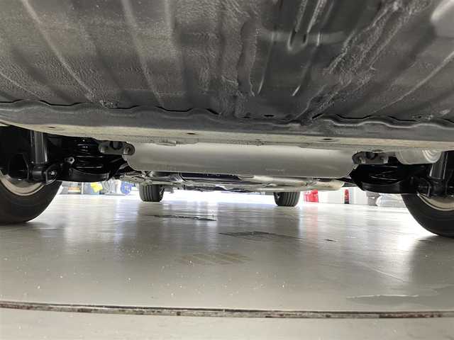 ホンダ オデッセイ ハイブリッド EX　パッケージ 滋賀県 2016(平28)年 7.1万km ホワイトオーキッドパール 社外7インチナビ/【Bluetooth/DVD/CD/フルセグTV】/両側パワースライドドア/ホンダセンシング/・衝突軽減ブレーキ 〈CMBS〉/・歩行者事故低減ステアリング/・アダプティブクルーズコントロール/・LKAS 〈車線維持支援システム〉/・路外逸脱抑制機能/・誤発進抑制機能/・先行車発進お知らせ機能/・標識認識機能/バックカメラ/純正フリップダウンモニター/AC100V電源/ビルトイン純正ETC/LEDヘッドライト/エンジンスターター/純正フロアマット/D席パワーシート/コンフォートビューパッケージ/二列目オットマン/ステアリングリモコン/スマートキー/プッシュスタート